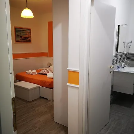 La Casa Di Alfonso Bed & Breakfast